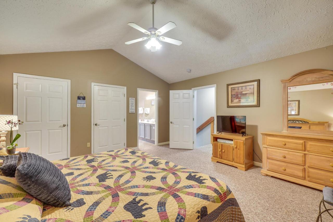 Gatlinburg Vacation Rental Balcony With Hot Tub! 外观 照片